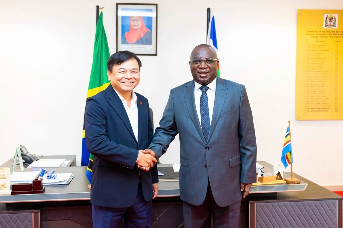 Tanzania calls on Vietnamese businesses to invest in livestock and tourism